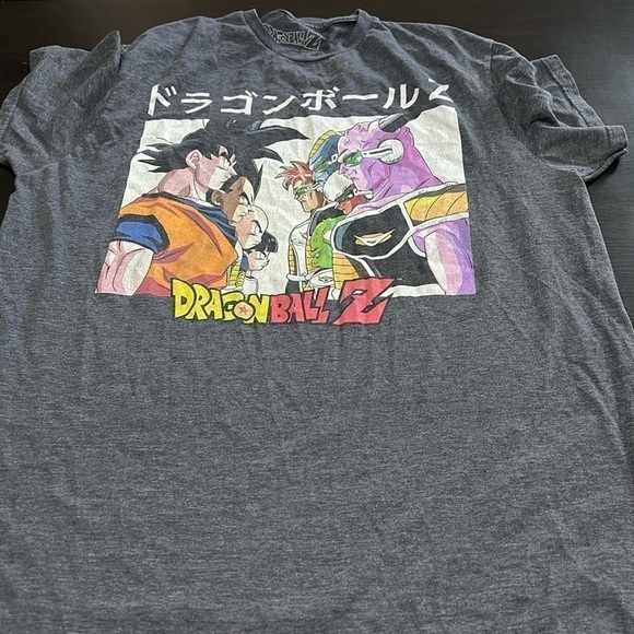 Dragon ball Z graphic tee - Picture 1 of 2